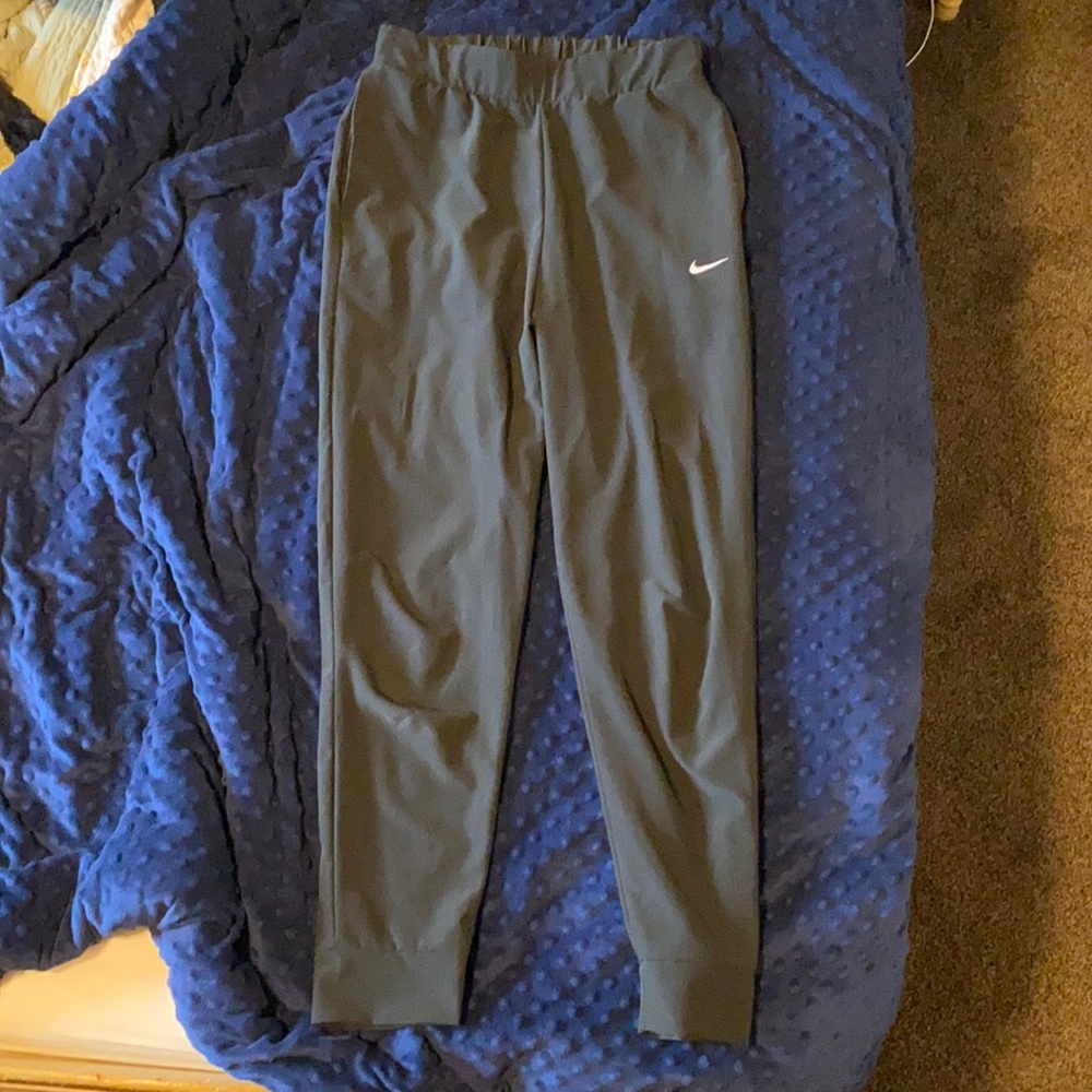 Nike Bliss Victory Pants - Women's - black - small - joggers
